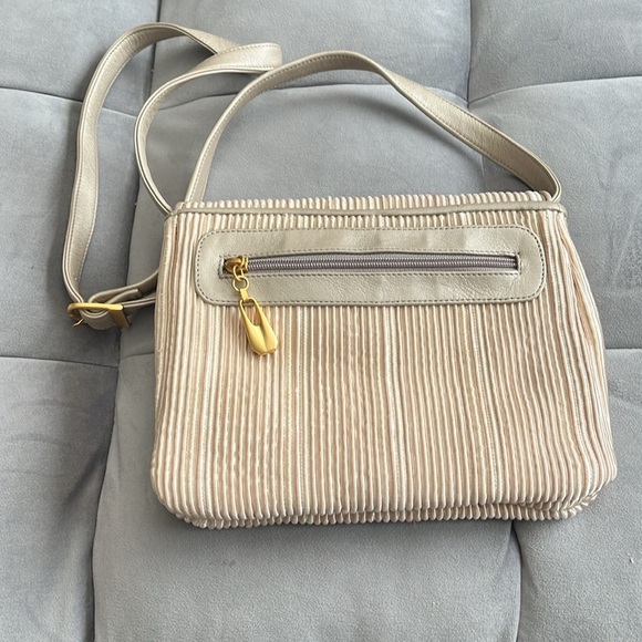 Vintage Cream Shoulder Bag - Picture 2 of 7